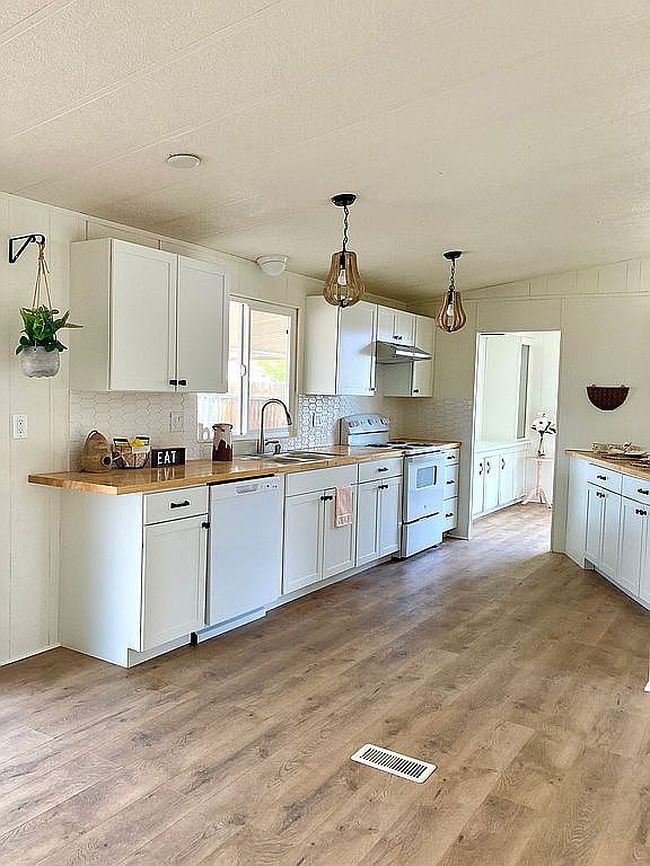Photo of 13245 E 39th Way