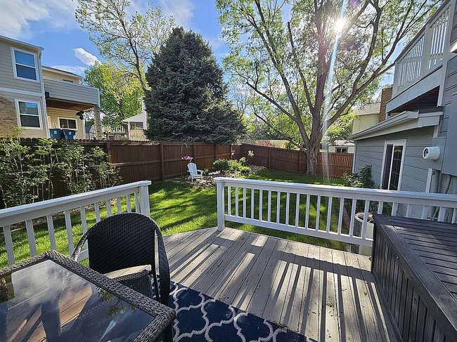 Image of 10208 W Roxbury Pl