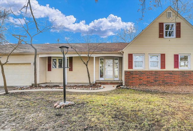 Photo of 1001 S Mattis Ave, Champaign, IL