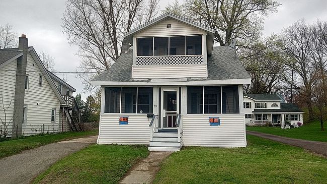 Image of 125 Pine St
