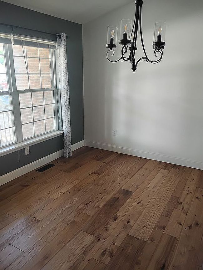 Photo of 214 Michael Pl, Jerseyville, IL