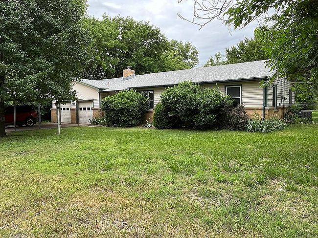 Image of 10630 W Carr Ave