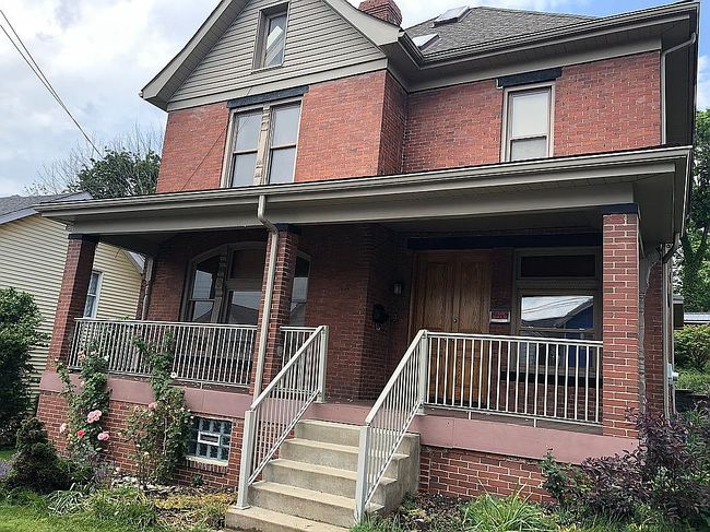 Photo of 417 George St, Greensburg, PA