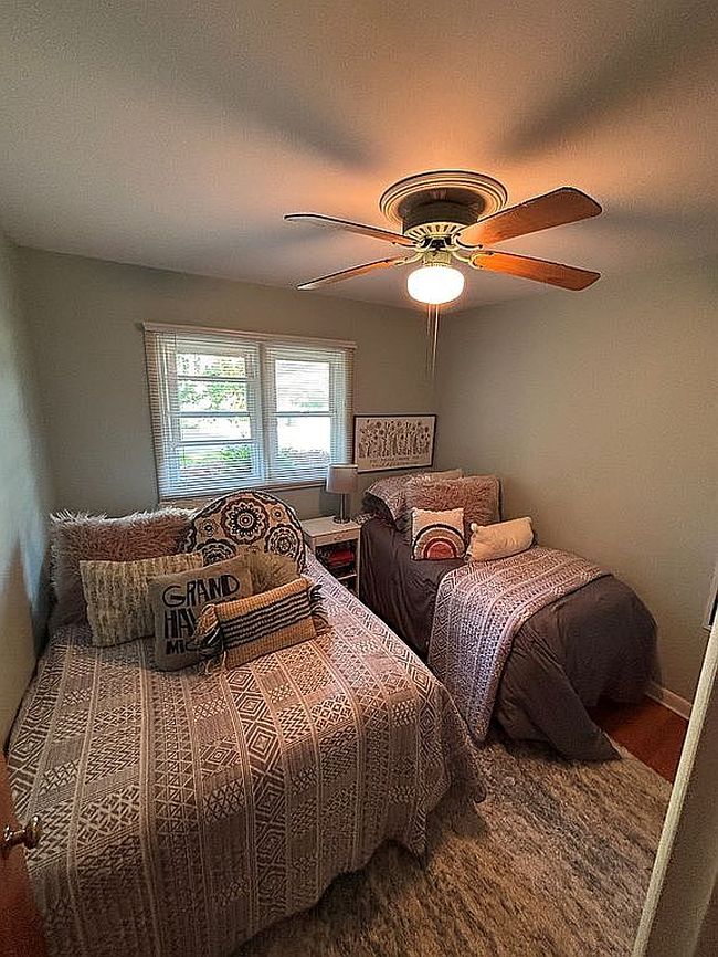 Photo of 1709 Sheldon Rd, Grand Haven, MI