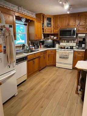 Additional photo 1 of property located at 2937 N 52nd St