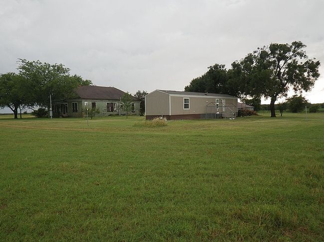 Additional photo 3 of property located at 3519 W Tours Rd