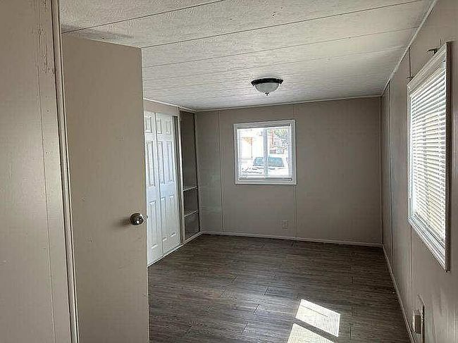 Image of 923 Fair St #9