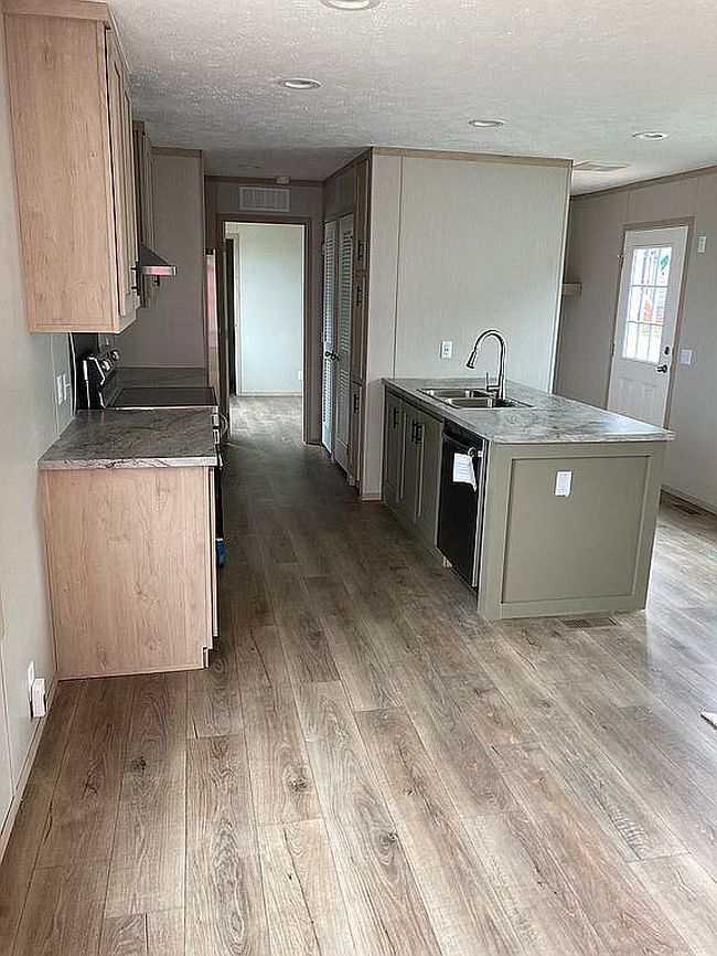 Photo of 200 Gregory Ln #56, Bloomfield, IA