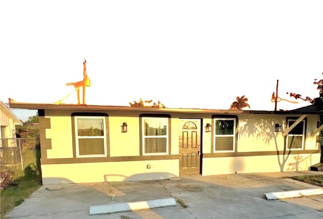 Photo of 2125 Davis Ct