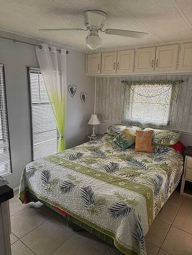 Photo of 875 Ne 48th St Lot 378, Pompano Beach, FL