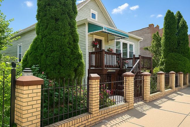Photo of 2735 W 36th St, Chicago, IL