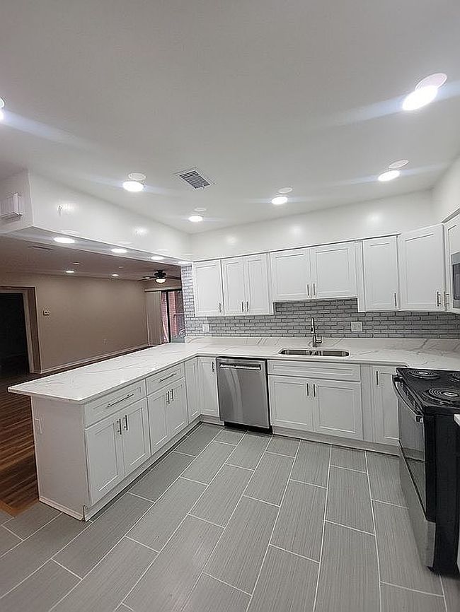 Photo of 6711 Park Heights Ave Unit 115, Baltimore, MD