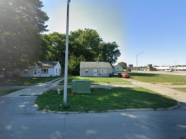 Preview of property located at 104 S Maplewood Dr