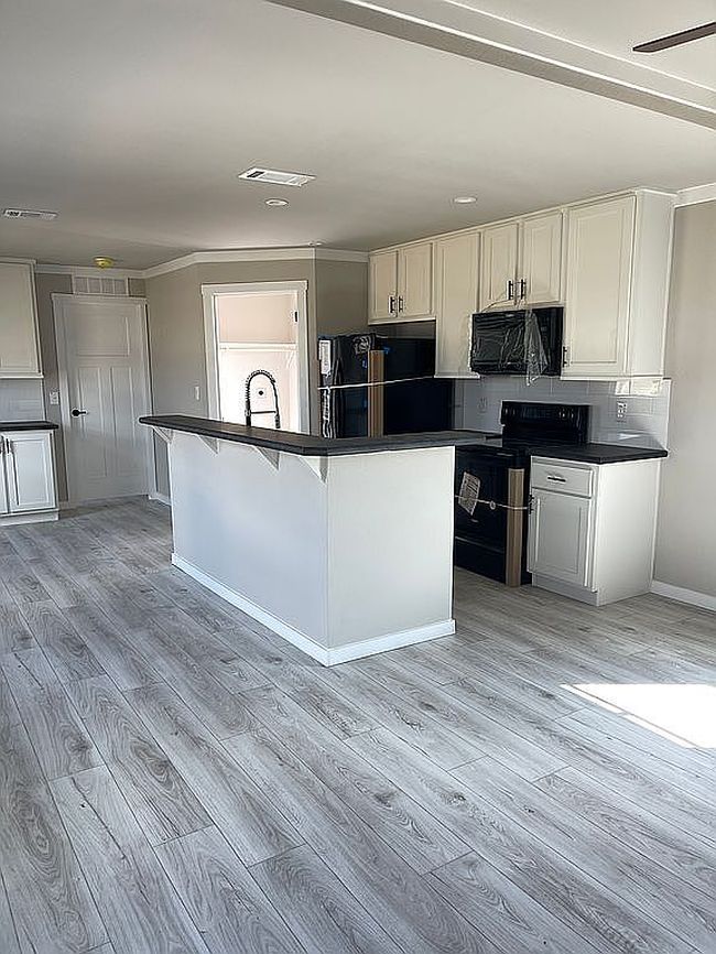 Image of 6105 E Mckinney St #122