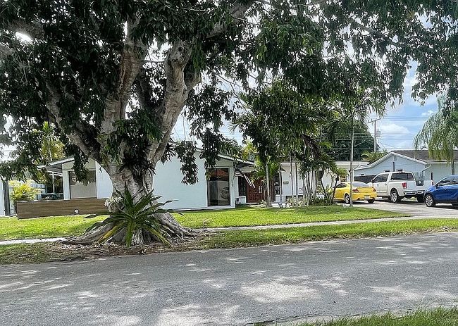 Photo of 3860 Sw 121st Ave, Miami, FL