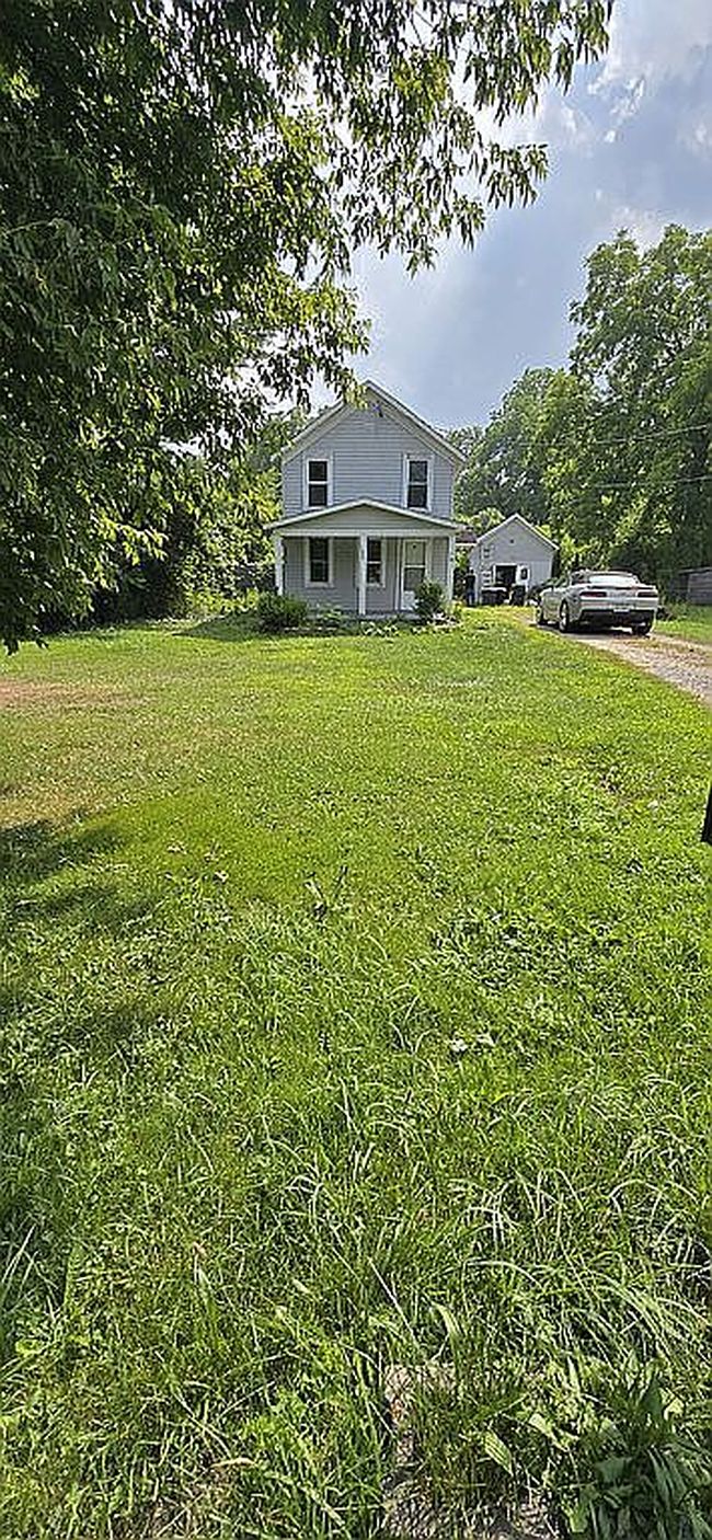 Photo of 1055 Lake Rd