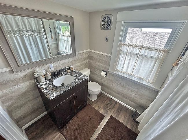 Photo of 504 17th St, Belle Plaine, IA