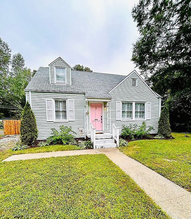 Photo of 5425 Westwick Dr, Richmond, VA