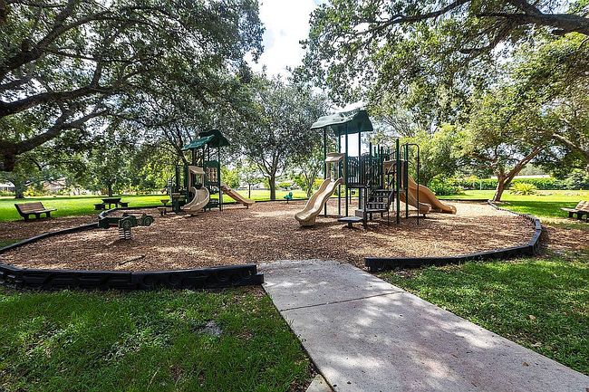 Photo of 10821 London St, Cooper City, FL