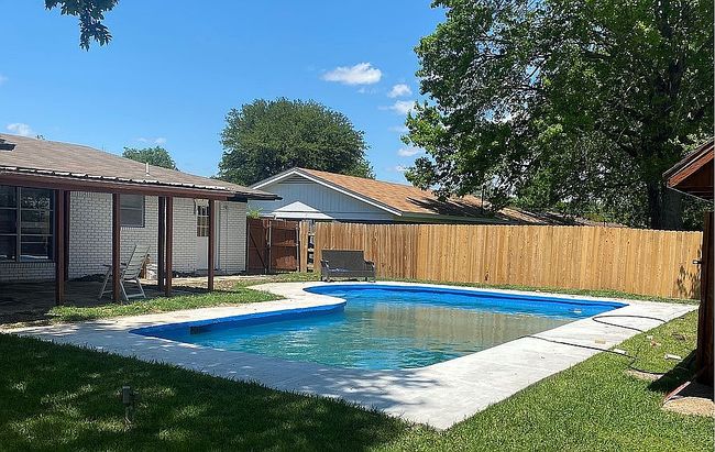 Image of 5217 Wosley Dr