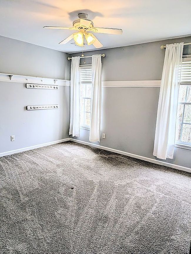 Photo of 1581 Shetland Pony Ct, Suwanee, GA