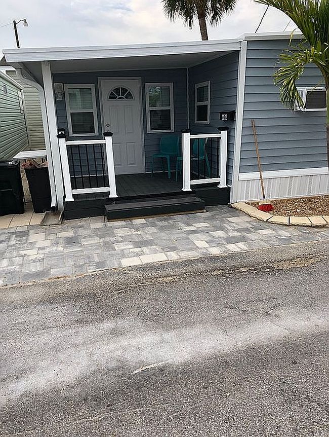 Photo of 2601 Gulf Dr N Lot 408, Bradenton Beach, FL