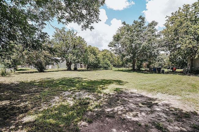 Photo of 1106 Melrose Ave, Victoria, TX