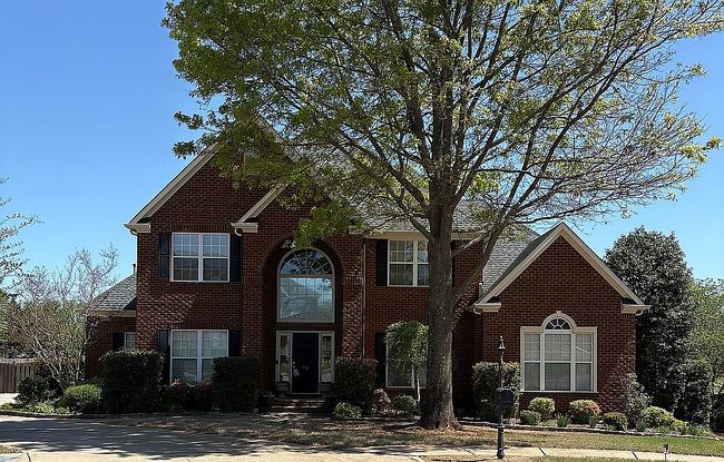 Photo of 116 Rockingham Cir