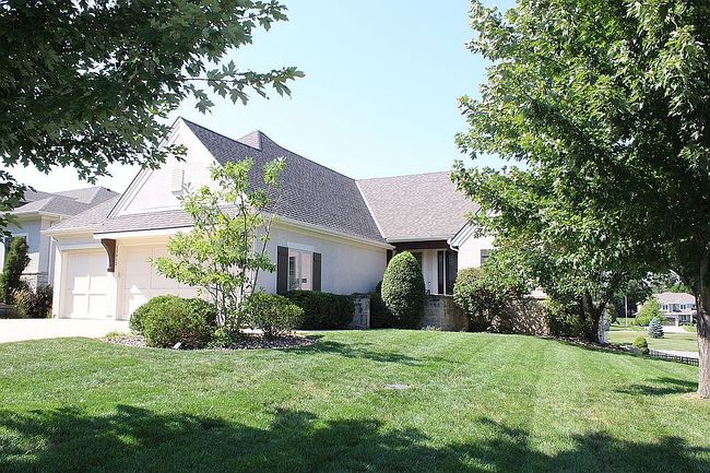 Photo of 15812 Howe St, Overland Park, KS