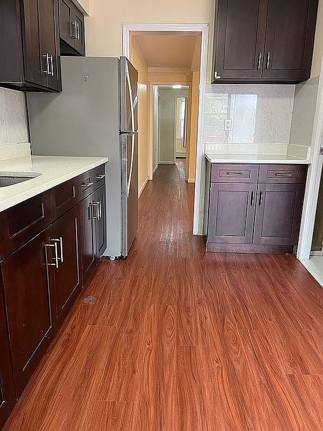 Photo of 1830 124th St, Flushing, NY