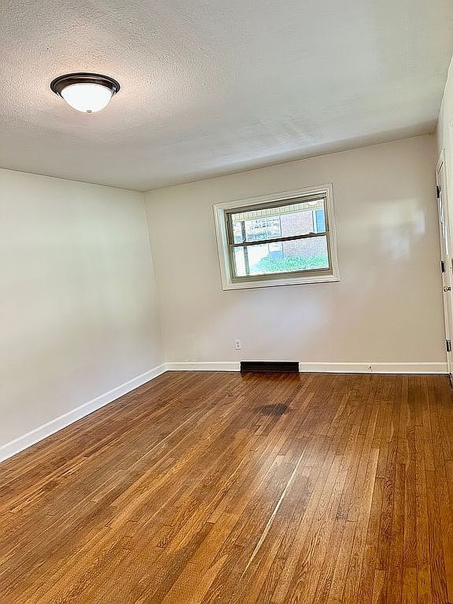 Photo of 353 Auman Ave, Asheboro, NC