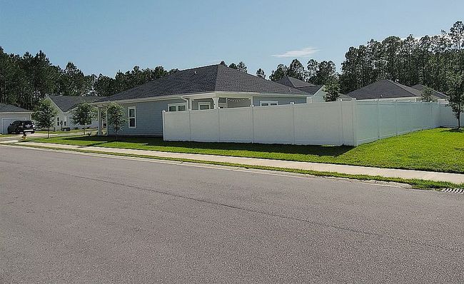Image of 150 Bradford Ct