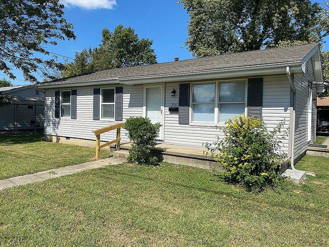 Photo of 304 W Stockton St, Marion, IL