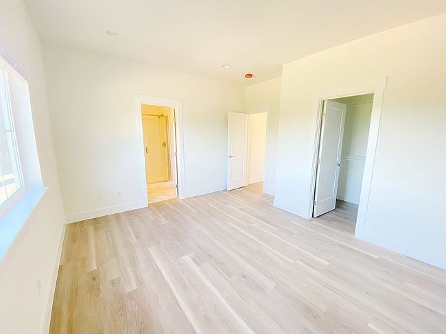 Photo of 19019 E State Route 3 Unit B, Allyn, WA