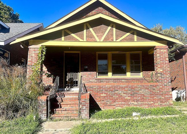 Preview of property located at 4611 Lee Ave