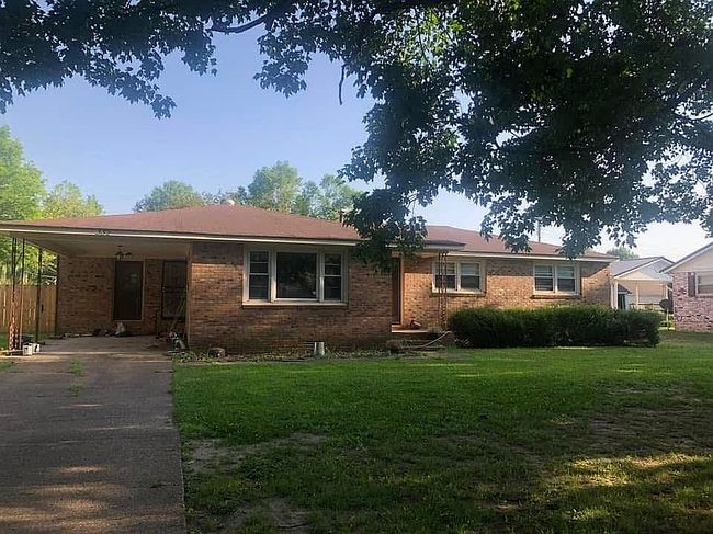 Image of 332 Sheeley St