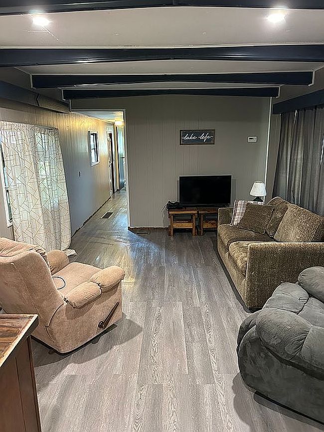 Photo of 71100 Skyline Dr, Piedmont, OH