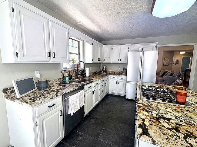 Image of 1845 Mountain Ash Dr