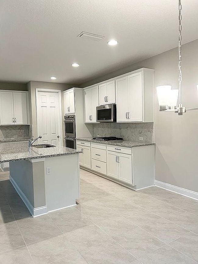 Image of 723 Oaklawn Ct