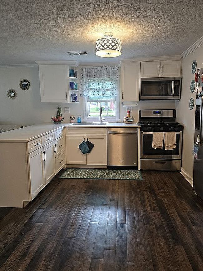 Image of 503 2nd Ave