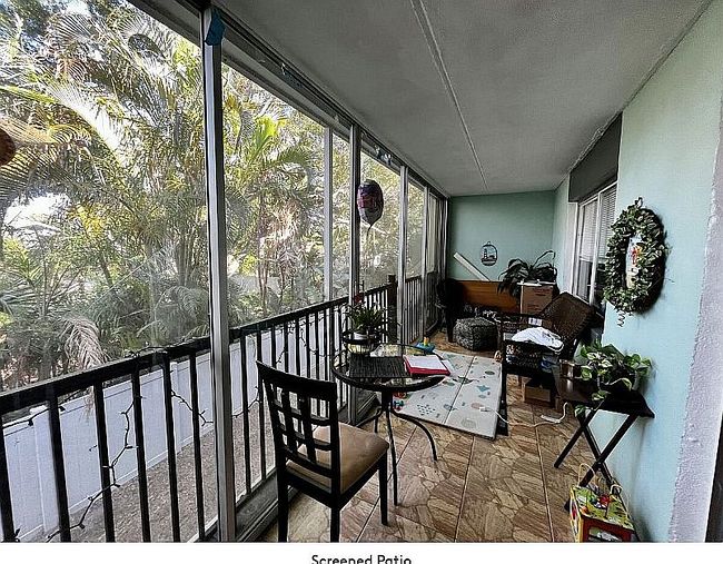 Photo of 4435 1st St Ne Unit 210, Saint Petersburg, FL