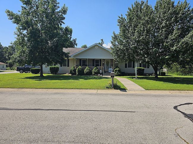 Image of 141 Autumnwood Dr