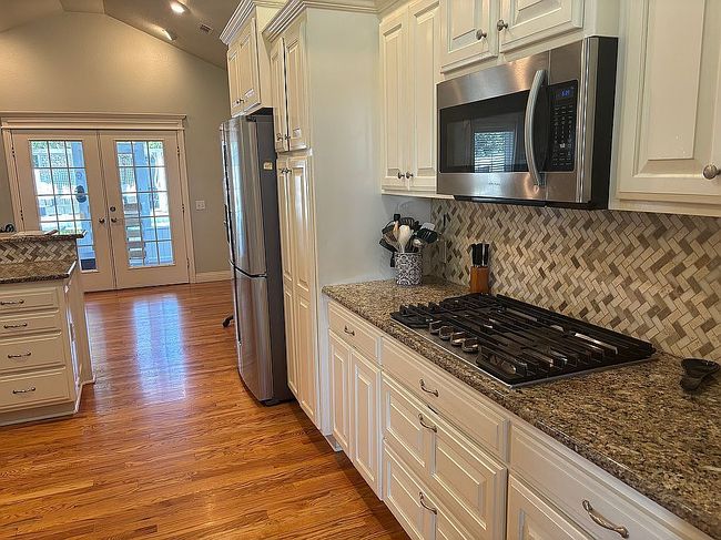 Image of 8 Darian Dr