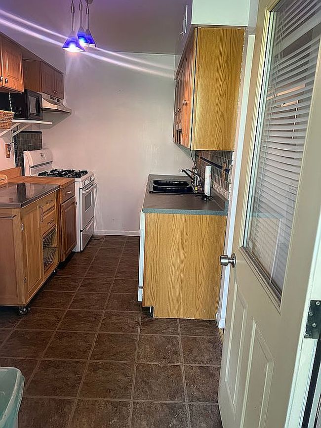 Photo of 9 Isabel Ct #9, Nanuet, NY