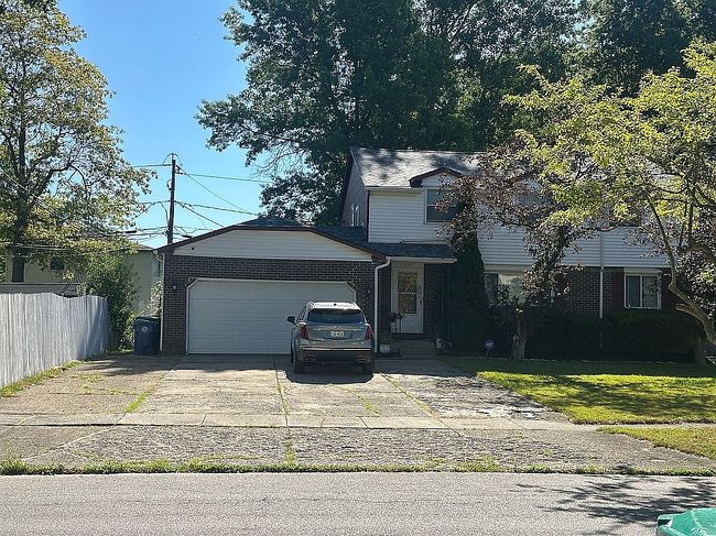 Photo of 232 Vine Ln, Amherst, NY