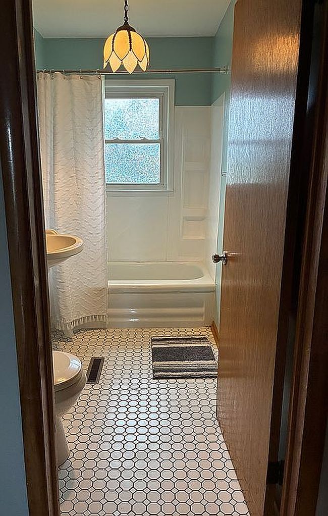 Photo of 152 & 154 Hackberry Rd, Buffalo, MO