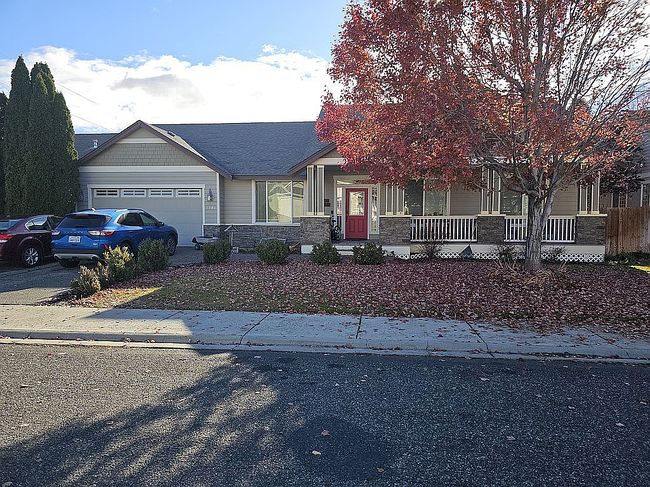 1708 E Canterbury Dr, Ellensburg, WA