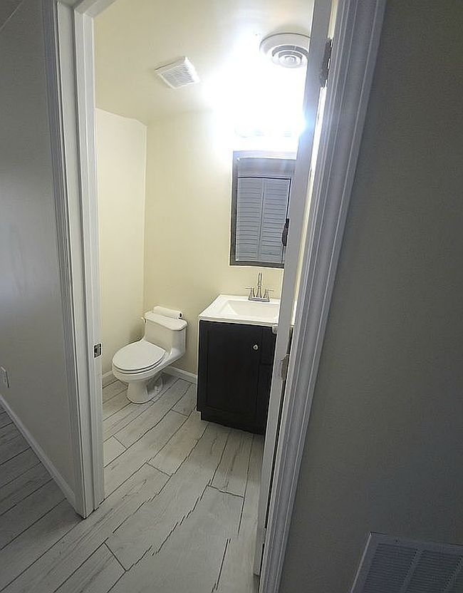 Preview of property located at 233 Peyton Pl Sw