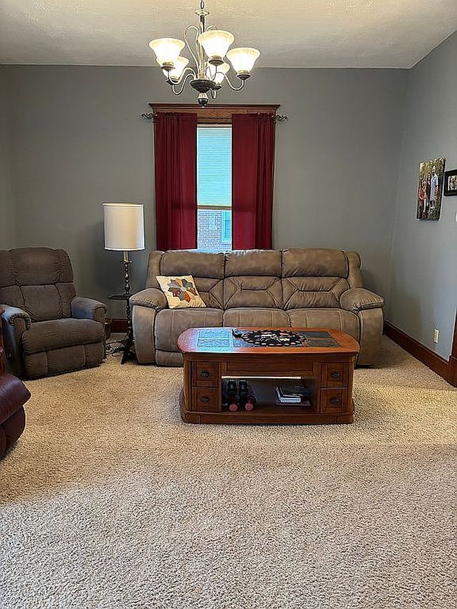 Image of 172 W Saint Louis St
