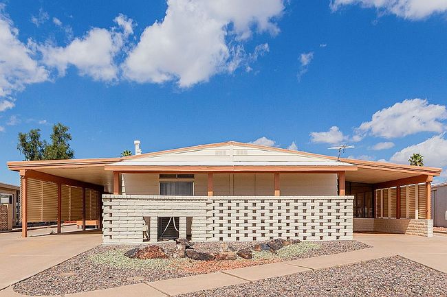 Preview of property located at 9238 E Lakeside Dr